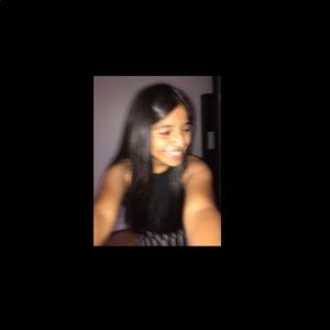 Meet your Posher, Leylla